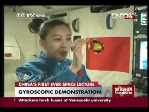 Full video: Chinese astronaut gives space lecture